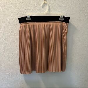 Zara Pleated Tan Skirt size M
